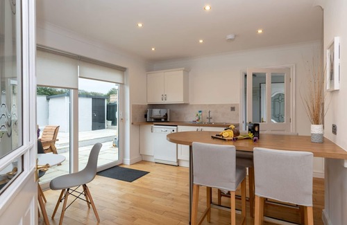 Llanfaelog Casa | Number 3 - A retreat in Llanfaelog, Anglesey