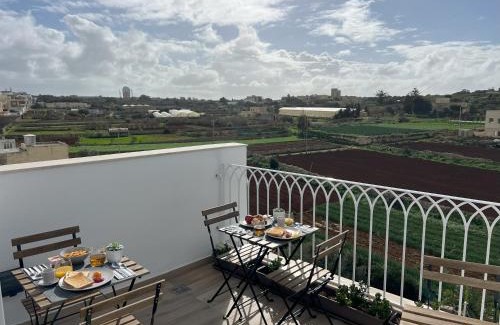 Dingli Cama Y Desayuno | Number 33 - Bed & Breakfast