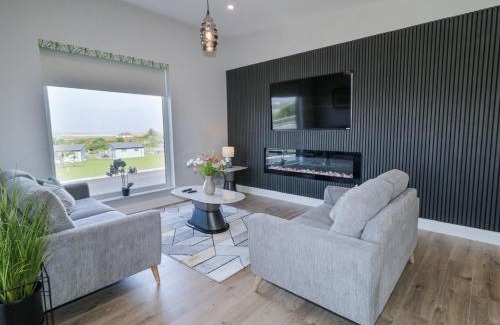 Derrybeg Casa | Number 6 Villa - The View