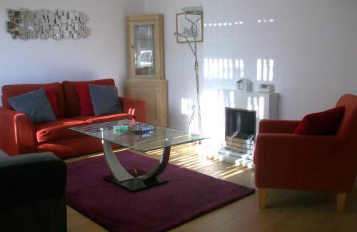 Bury St Edmunds Casa | Number 8 with free parking