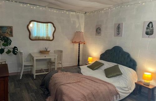 Burlawn Otro | Number Four - The Old Stable Block
