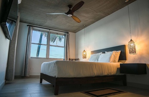 Ocean Park Casa | Numero Uno Beach House