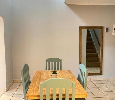 Paarl Apartamento | Nunu's Self Catering Apartment