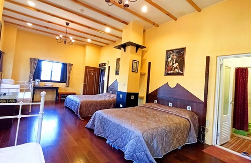 Ren'ai Cama Y Desayuno | Nuowei Senlin Cottage