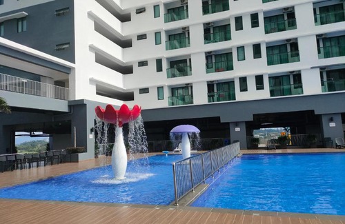 Kajang Casa | Nur Mateen's Studio - Vista Bangi Service Apartment