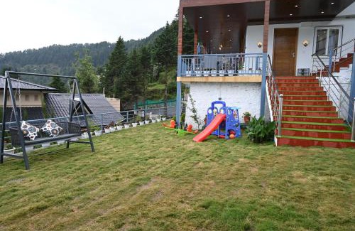 Mussoorie Casa | Nuri By The Hills Mountain Retreat with Jacuzzi