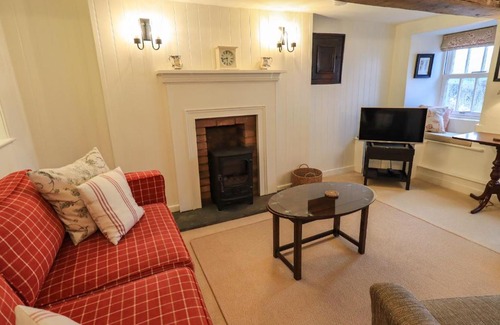 Hawkshead Casa | Nurses Cottage