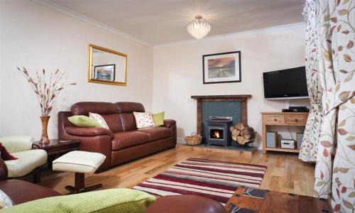 Lakeside Casa | Nutwood