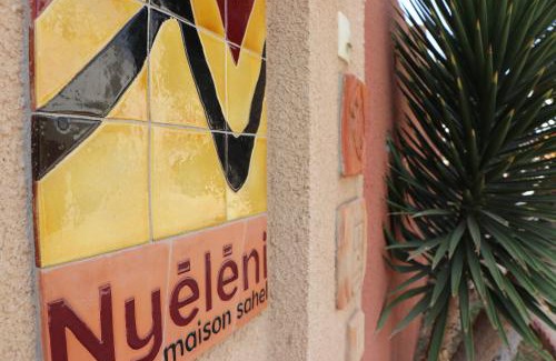 Yof Cama Y Desayuno | Nyéléni maison sahel