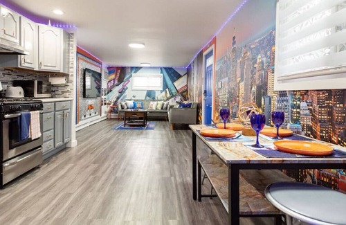 Elmont Casa | NY VIBEZ! Walk to UBS Arena w/Free Parking-JFK/LGA