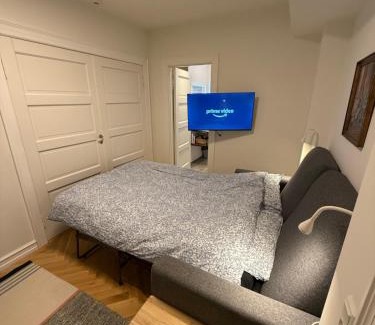 Hvidovre Apartamento | Ny & hyggelig moderne suite
