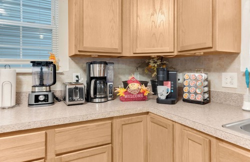 Ampere Casa | NYC-EWR-Downtown Newark Commuter Retreat