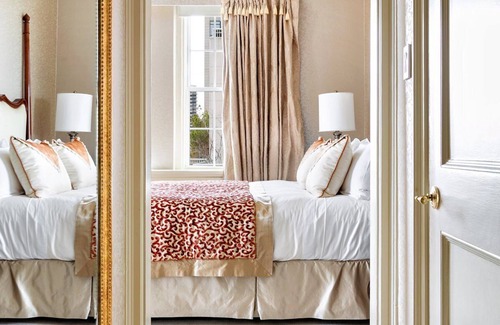 Central Park South Hotel | NYC Glamour at The Pierre, A Taj Hotel - Central Park at Your Door