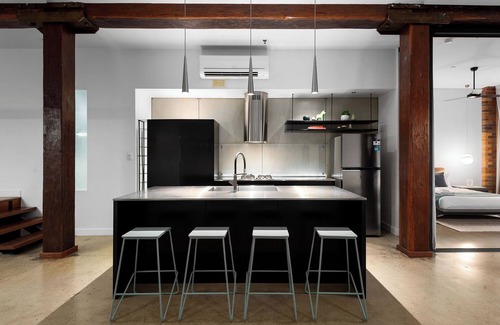 Teneriffe Apartamento | NYC in Teneriffe! Mid to Long Term Unique Serviced Apartment style.