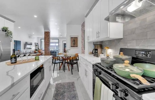 Constable Hook Casa | Urban Oasis close 2 NYC w/ Parking
