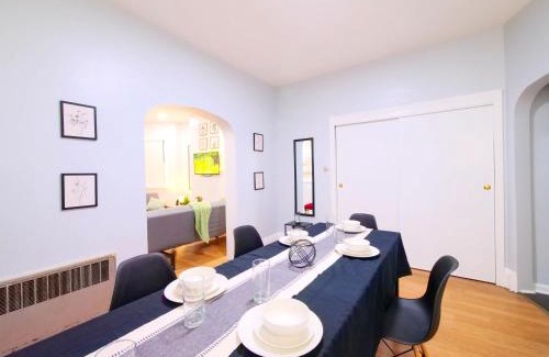 The Heights Apartamento | NYC Views & Comfort - Modern 2-Bedroom Apartment