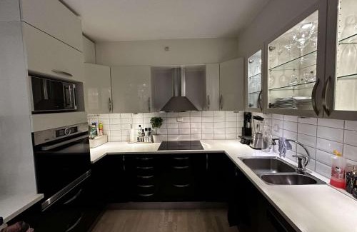 Arstad Apartamento | Nydelige Damsgårdsveien, 3-roms moderne leilighet!