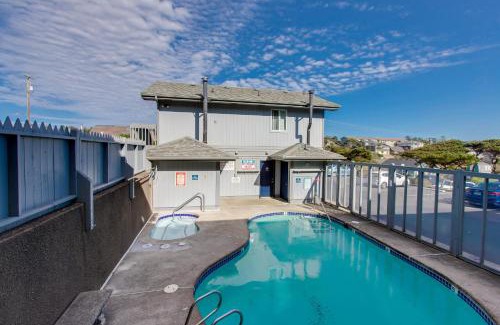 Newport Hotel | NYE Beach Haven Studio