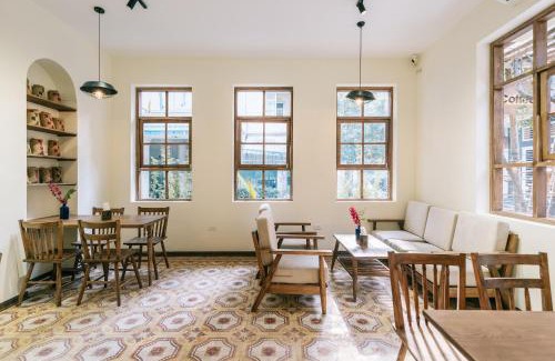 Lang Ha Hotel | NYNA House ROOFTOP Garden Egg Coffee