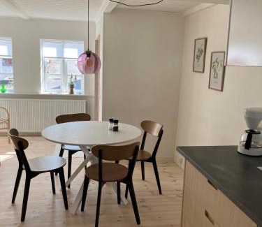 Assens Casa | Nyrenoveret charmerende byhus