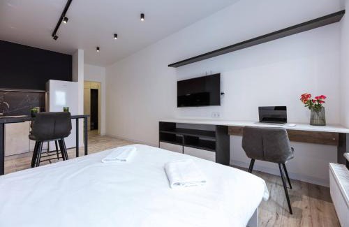 Svyatoshyns'kyi District Apartamento | Nyvky Like Home - Нивки Парк - Студія 40-1