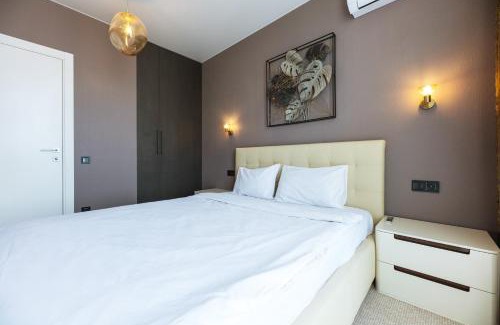 Shevchenkivs'kyi District Apartamento | Nyvky Like Home - Файна Таун з басейном - Кв 398