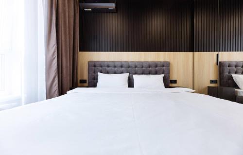 Shevchenkivs'kyi District Apartamento | Nyvky Like Home - Файна Таун із сезонним басейном - Кв 175 низький поверх