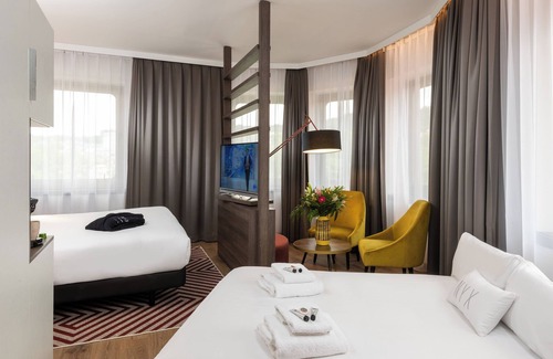 Centro histórico de Bilbao Hotel | NYX Hotel Bilbao by Leonardo Hotels