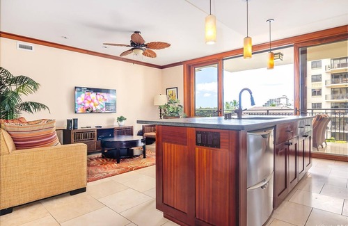 Ko Olina Condominio | O-523 Sunset Hale Retreat - Ko Olina Beach Villa. Steps to the Pool and Beach!
