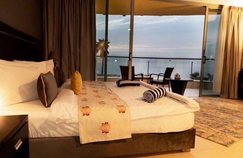 Sweimeh Hotel | O Beach Hotel & Resort