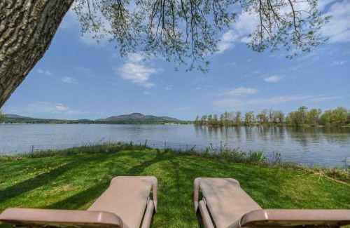 Magog Apartamento | O'Berge du Village C304 - Bord de l'eau