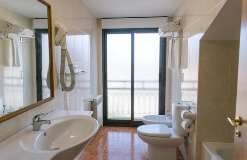 O Grove Hotel | O Castro