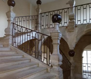 Salins-les-Bains Apartamento | O'Couvent - Appartement 521 - 4 chambres - 91 m2 - Deuxième étage