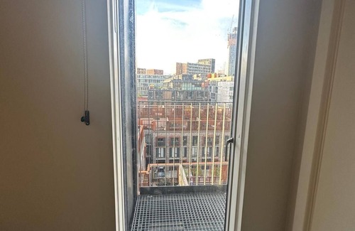 Trafford Apartamento | O M Luxurious Apartments