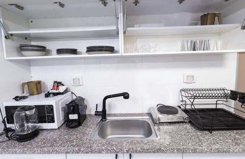 Rishon LeTsiyon Apartamento | O&O Group-The SeaGate Estate Suites-BasementSuite3
