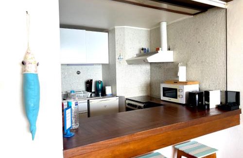 Santiago Apartamento | O som das ondas - vista soberba de mar