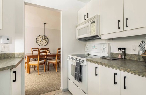 Mont-Tremblant Condominio | O'Tremblant-Nature with Fireplace/Plein air avec foyer