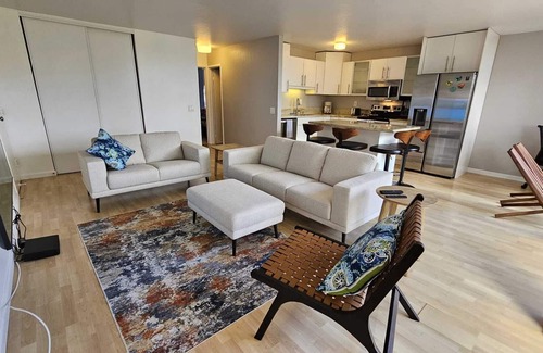 Makaha Valley Condominio | OAHU Resort Getaway, Beach Close, Guard Gated, Pools, Spas, Tennis, Pickle Ball!