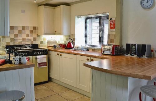 Woolfardisworthy Casa | Oak Cottage