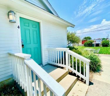 Rockport Casa | Oak Cottages 4