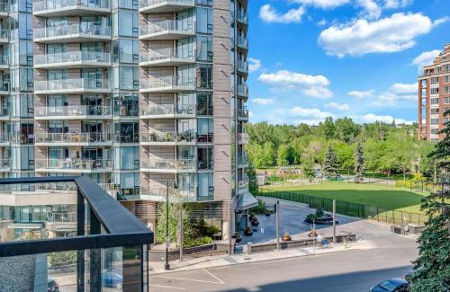 Eau Claire Apartamento | Oak & Gold Retreat DT Lux River Walks