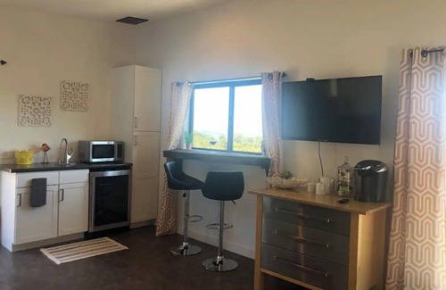 Temecula Casa | Oak Grove Loft near Temecula Wine Country