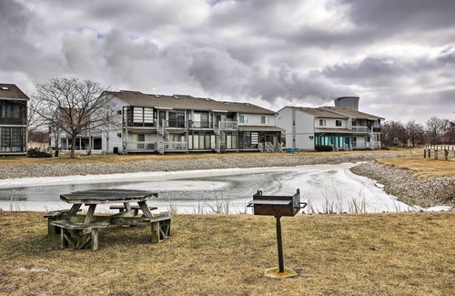 Oak Harbor Condominio | ¡NUEVO! Condominio Oak Harbor con acceso a la piscina y muelle privado