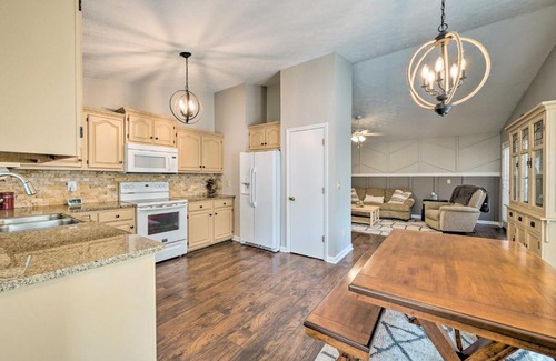 Long Beach Casa | Oak Island Getaway with Yard - Walk to Beach!