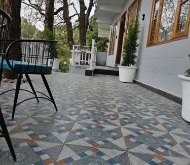 The Mall Road Villa | Oak Nest by Devlok Villas