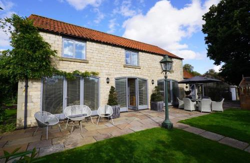 Thornton Dale Casa | Oak Tree Barn