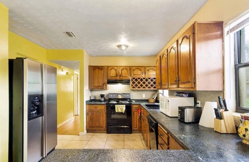 Orange Park Casa | Oasis entre los robles, incluye parrilla de barbacoa, a 15 minutos de Nax Jax
