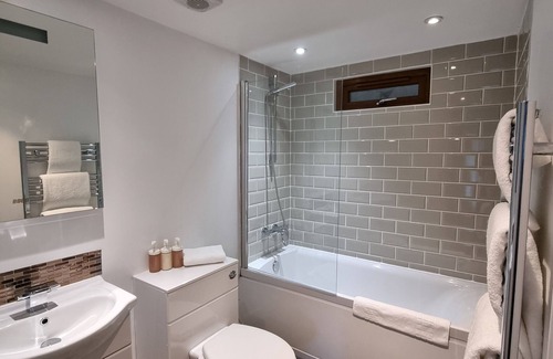 New Forest District Casa | Oak Tree Rooms