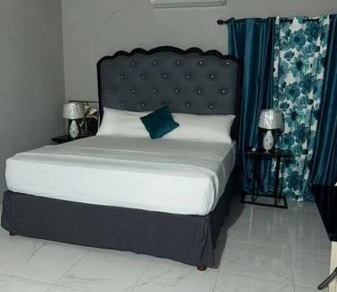 Rhyne Park Village Apartamento | Oak Villa Montego Bay2 King Room