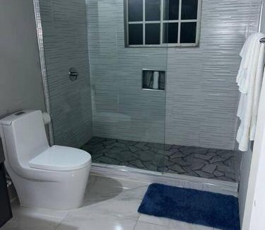 Rhyne Park Village Apartamento | Oak Villa Montego Bay2 King Room
